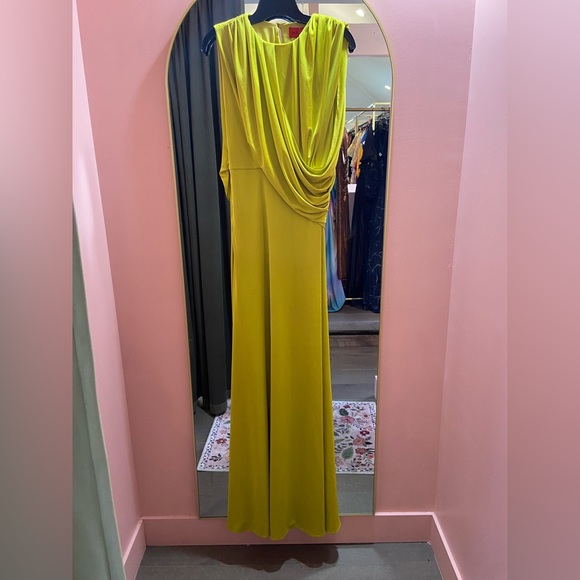 Halston Heritage Dresses & Skirts - Halston Heritage One Shoulder Yellow Dress